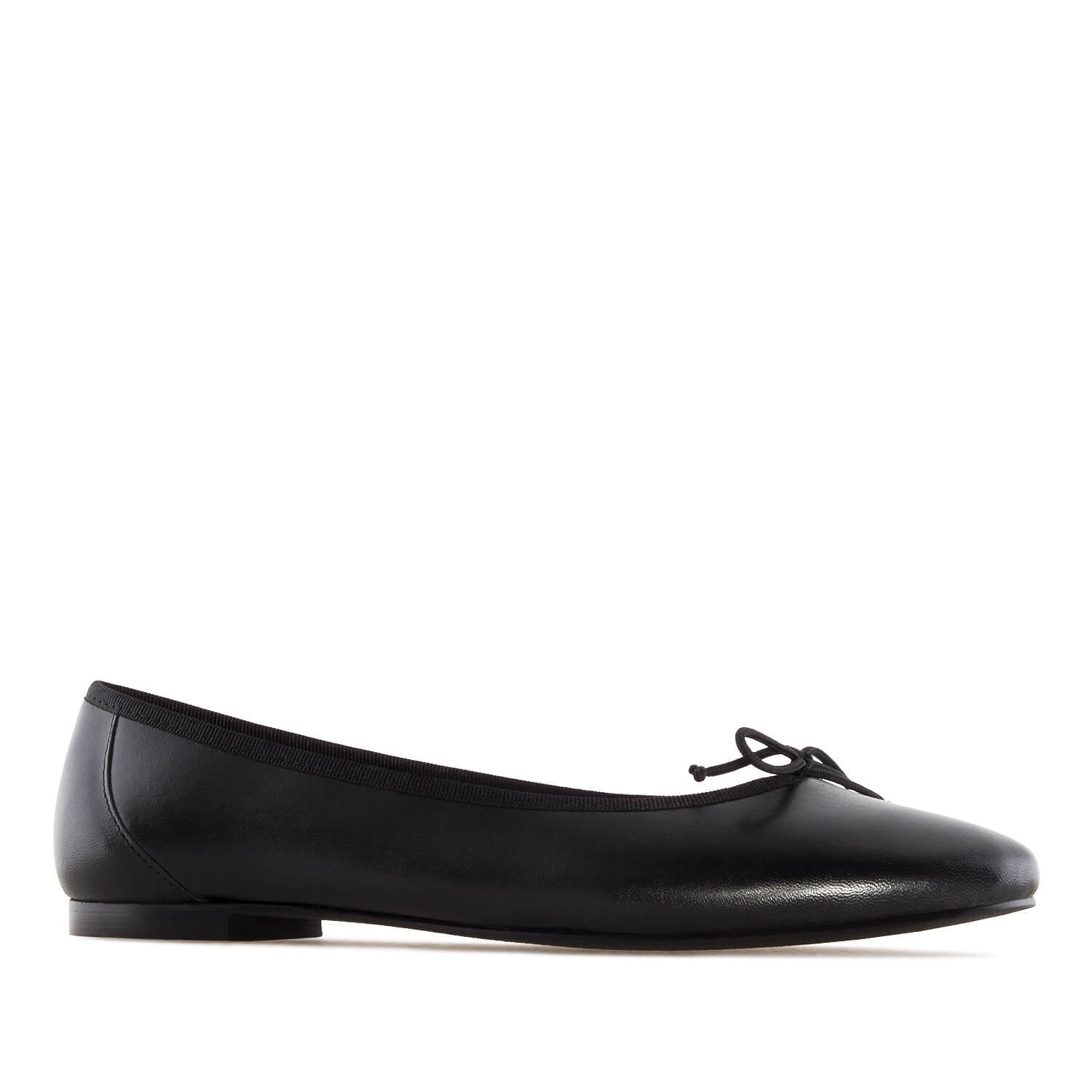 Ballet Flats in Black Leather - Andrés Machado