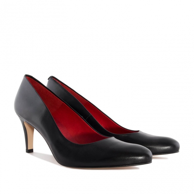 Fine Toe Slingback Shoes in Black Leather