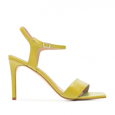 Sandalias de piel amarillo